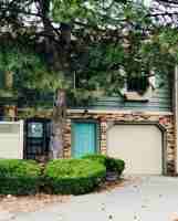 featured image of 3000 Bainbridge Cir