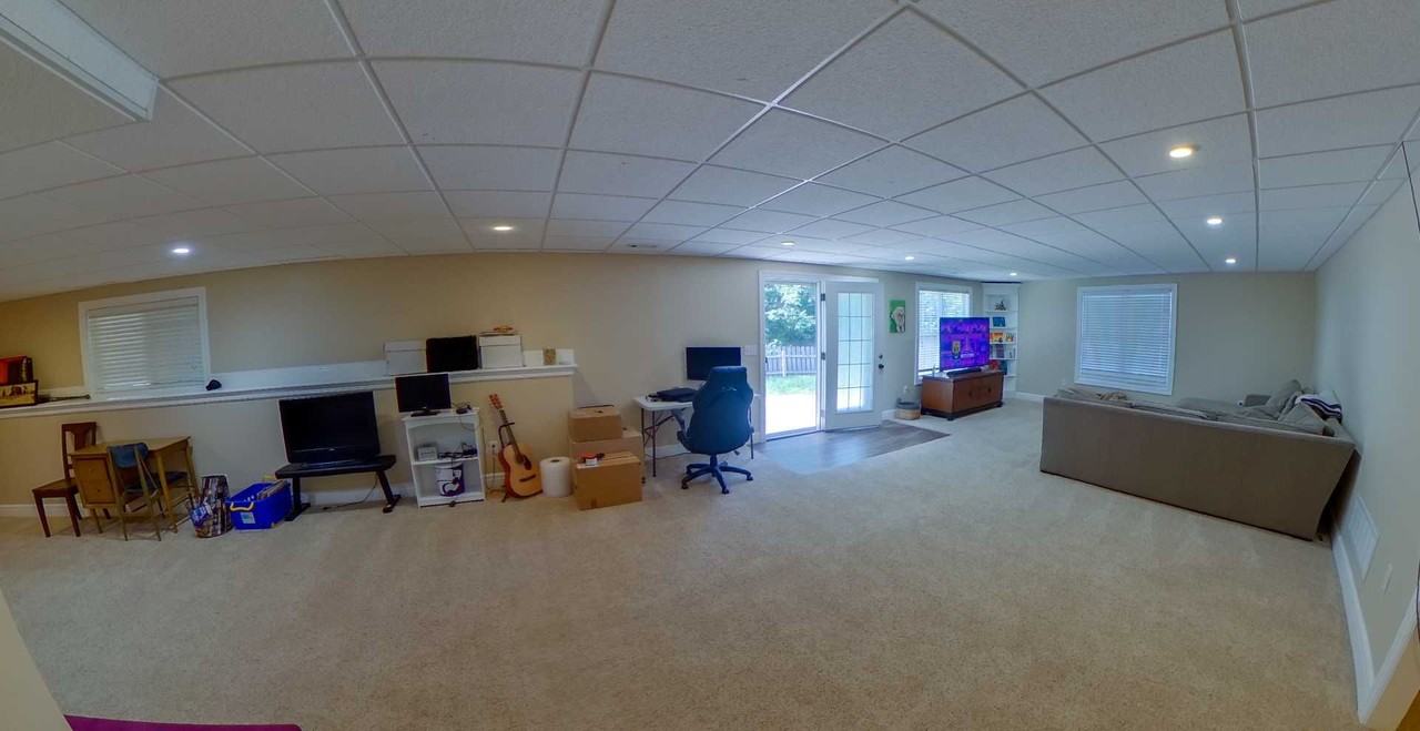 1048 Highland Ridge Dr - Photo 5 of 21