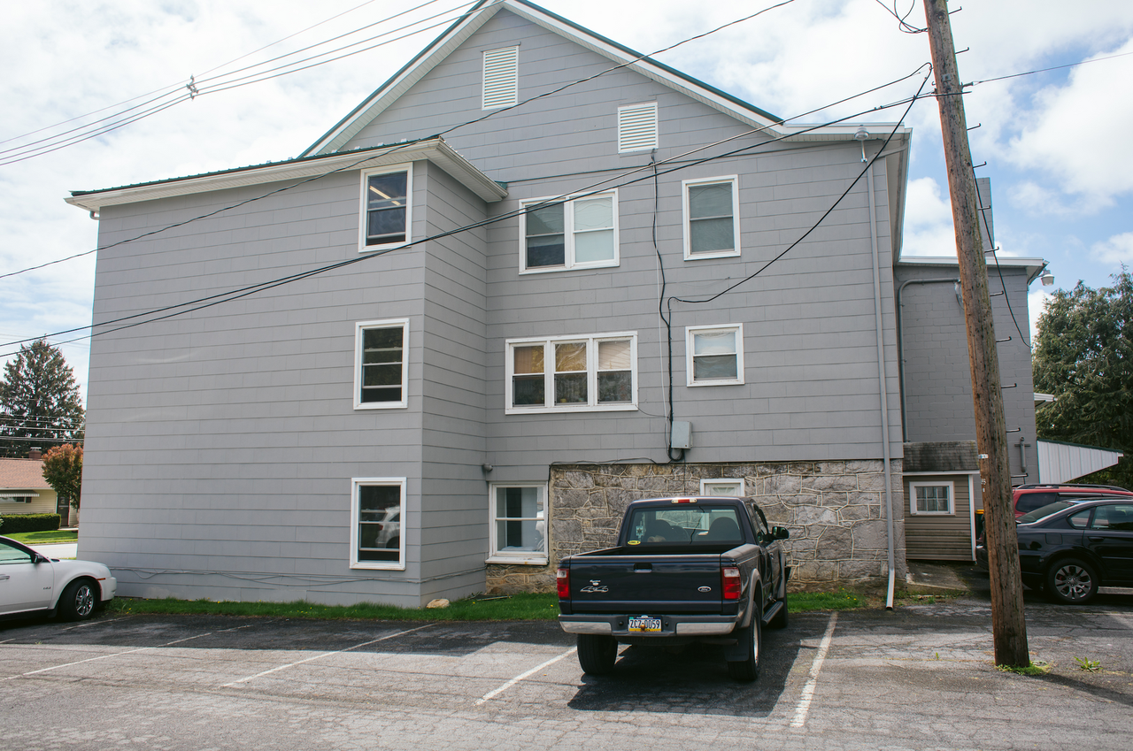 1645 Scotland Ave - Photo 4 of 4