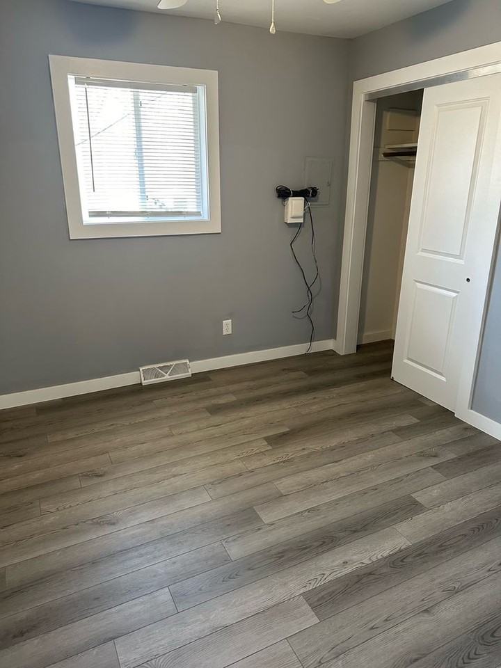 130 W Pinewood Dr - Photo 4 of 7