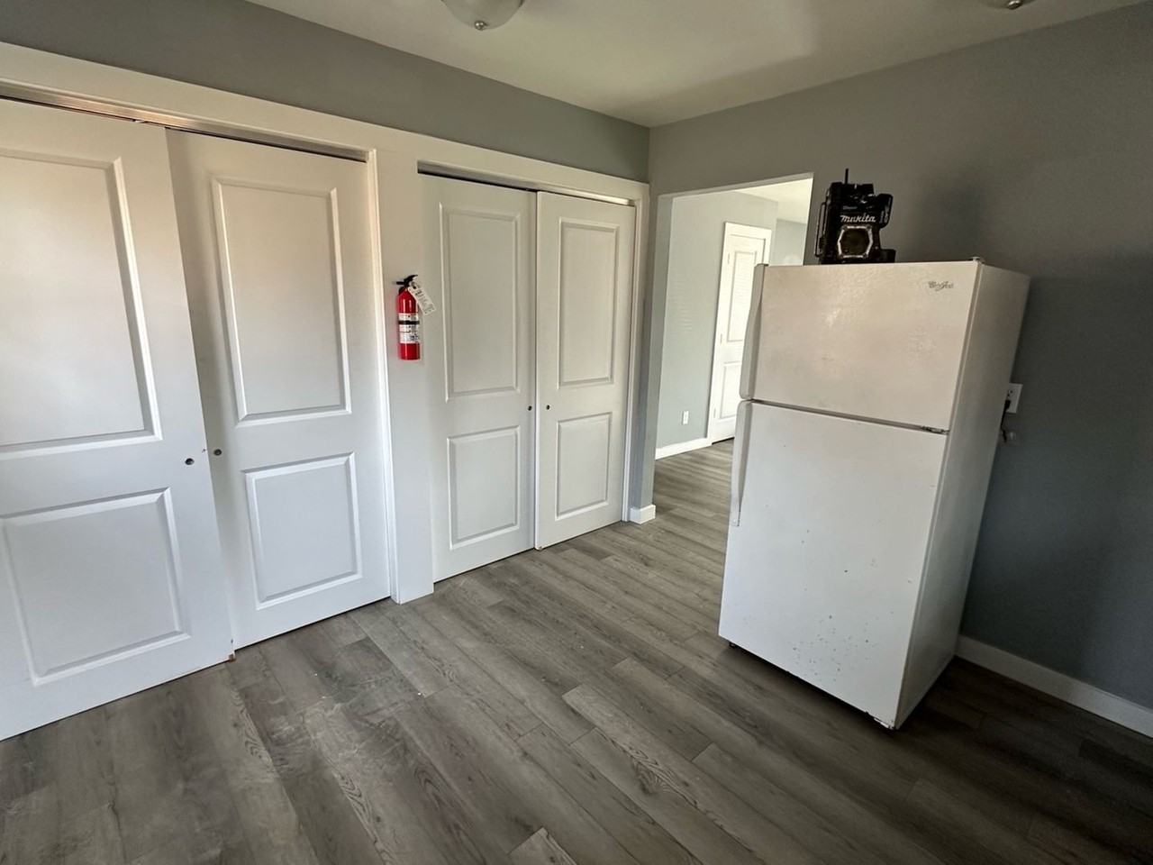 130 W Pinewood Dr - Photo 6 of 7