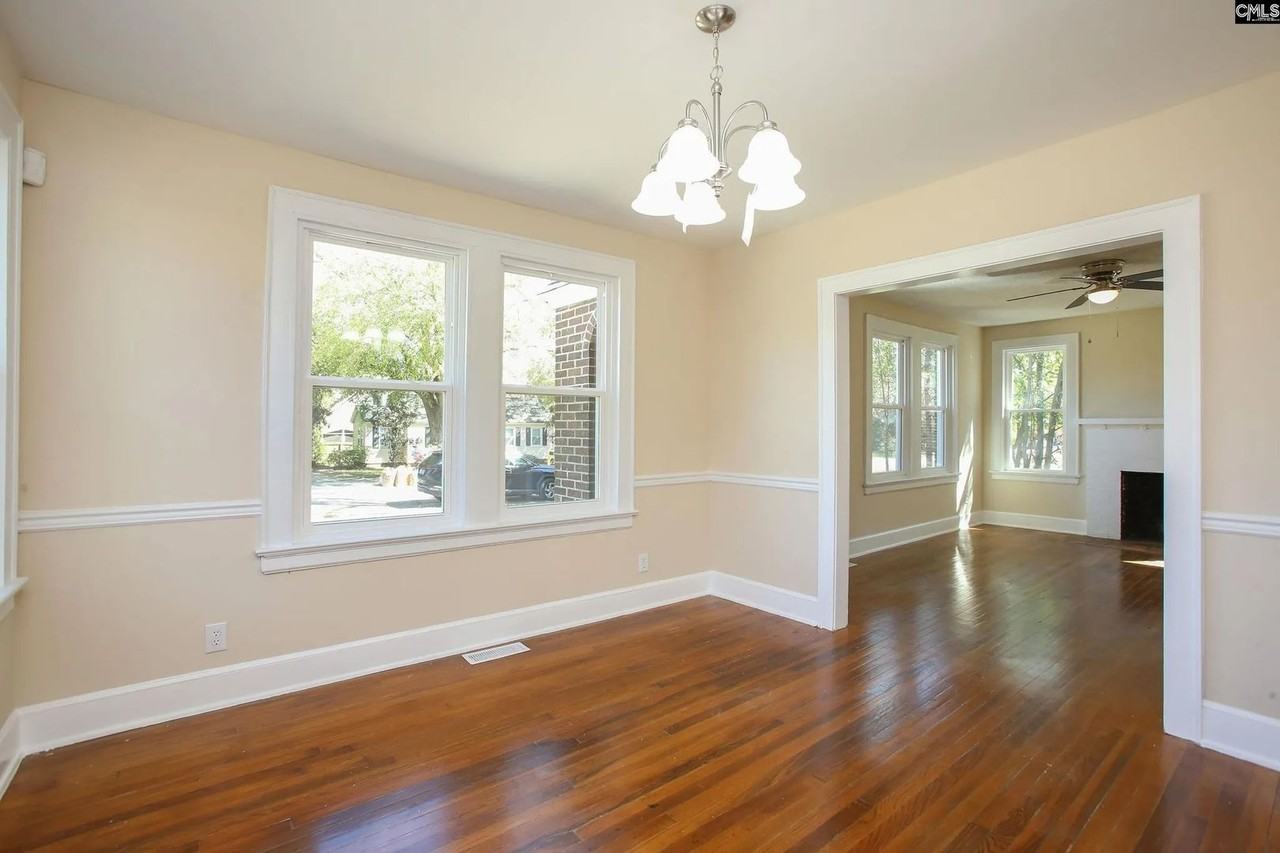 743 Pembroke Ave - Photo 5 of 39