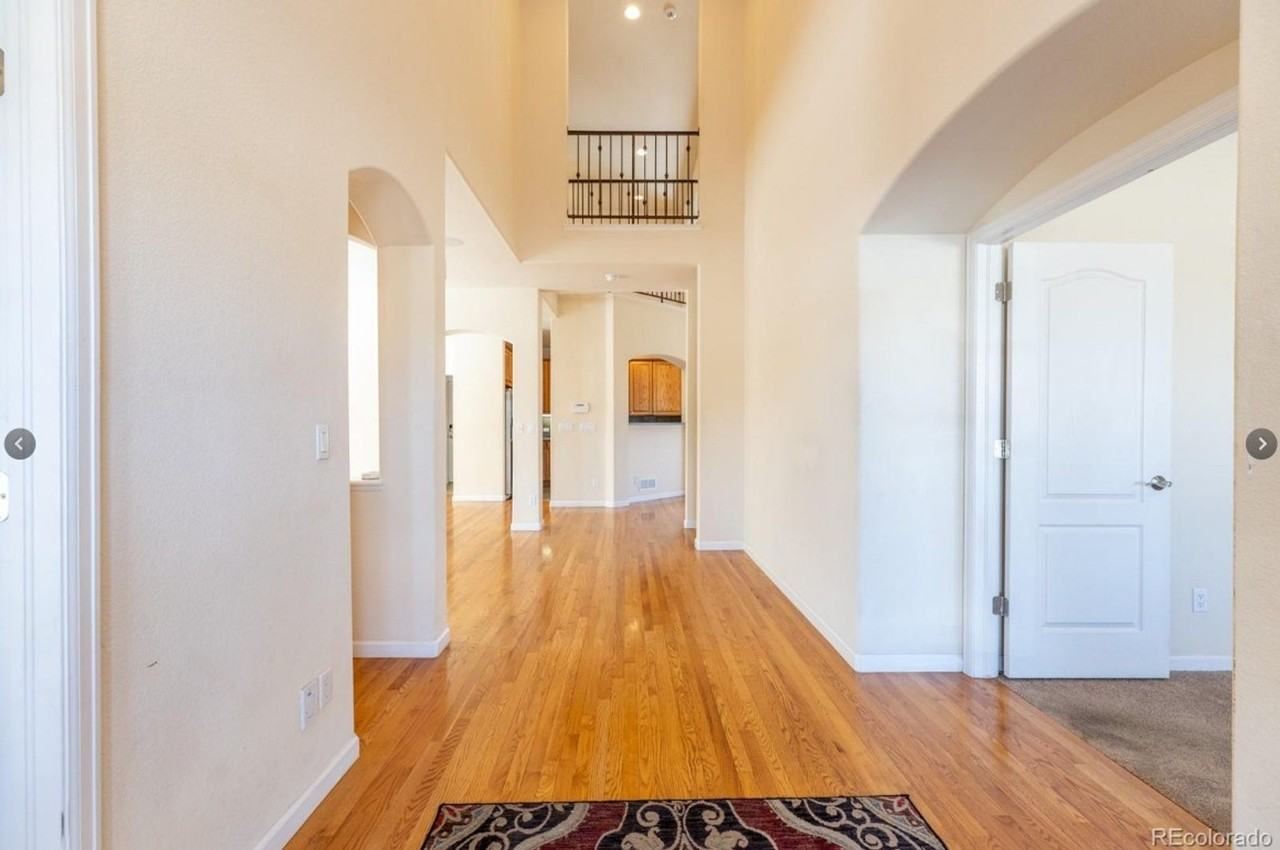 22834 E Davies Dr - Photo 3 of 35