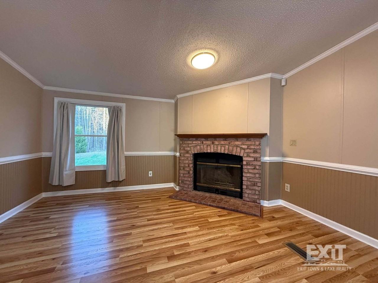 2700 Cleaton Rd - Photo 7 of 26