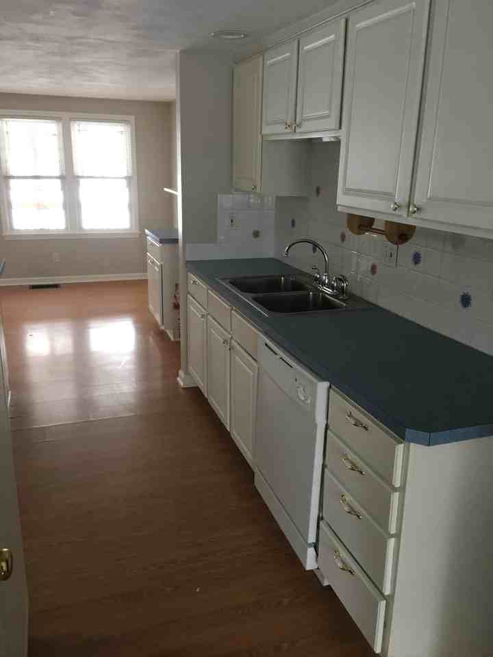 108 Sunnybrook Dr - Photo 3 of 13