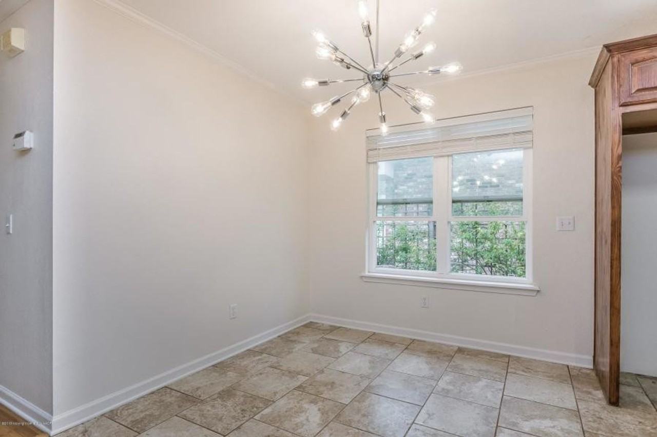 8 Windy Meadow Ln - Photo 5 of 19
