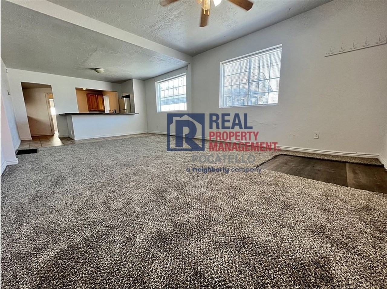 147 N Grant Ave - Photo 7 of 23