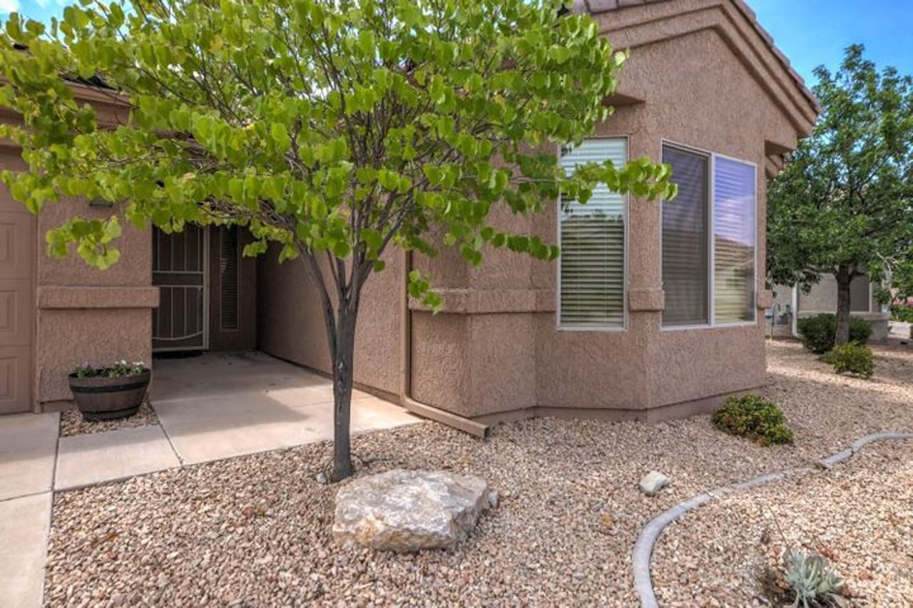 4372 S Kiva Hill Dr - Photo 2 of 26