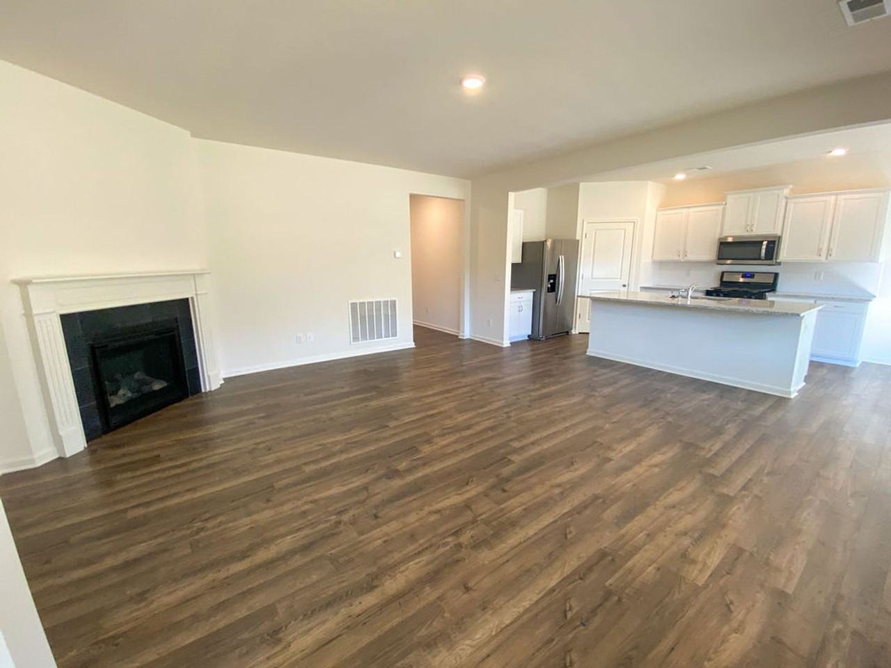 38 Crown Way - Photo 7 of 34