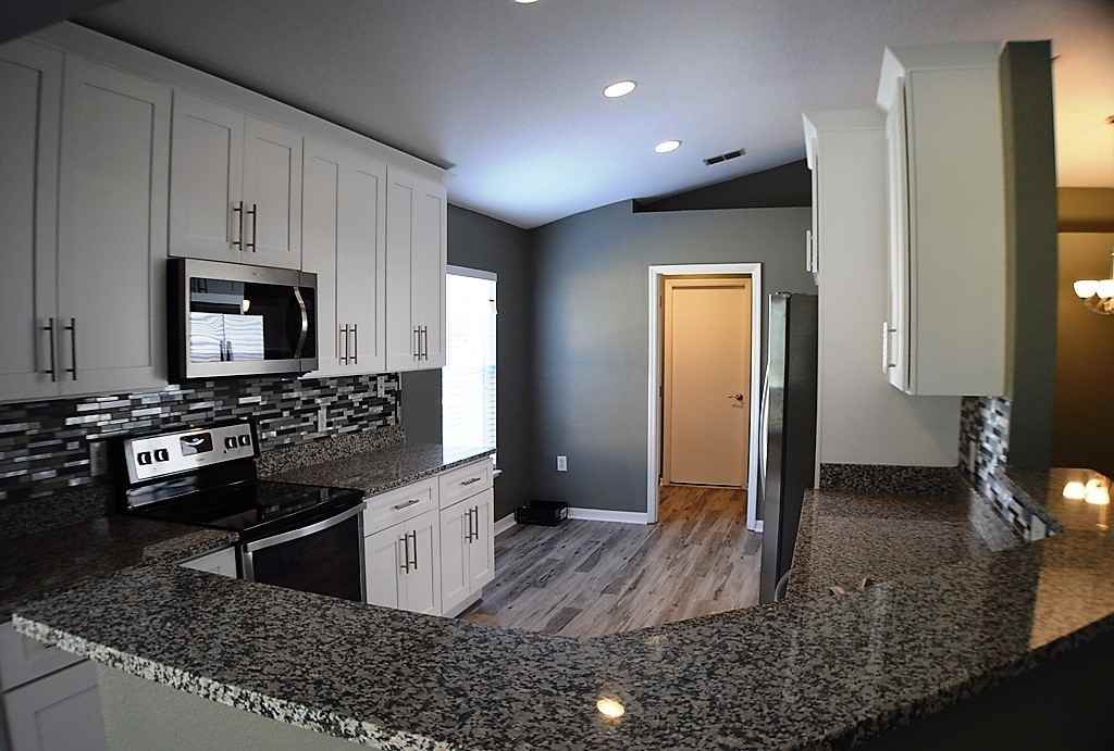 1017 Tawny Eagle Dr - Photo 4 of 22