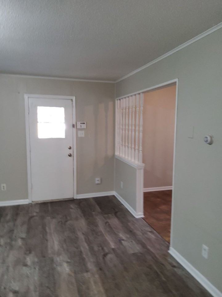 3145 Briarwood Dr - Photo 5 of 12