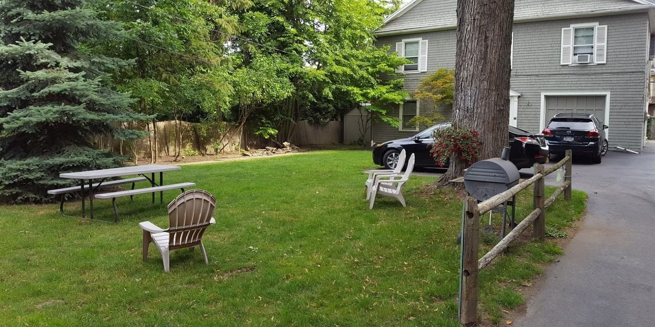 Amherst Woods Apartments - Photo 4 of 46