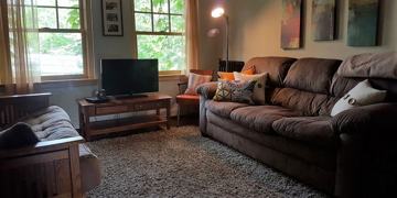 featured image of 1392 Amherst St