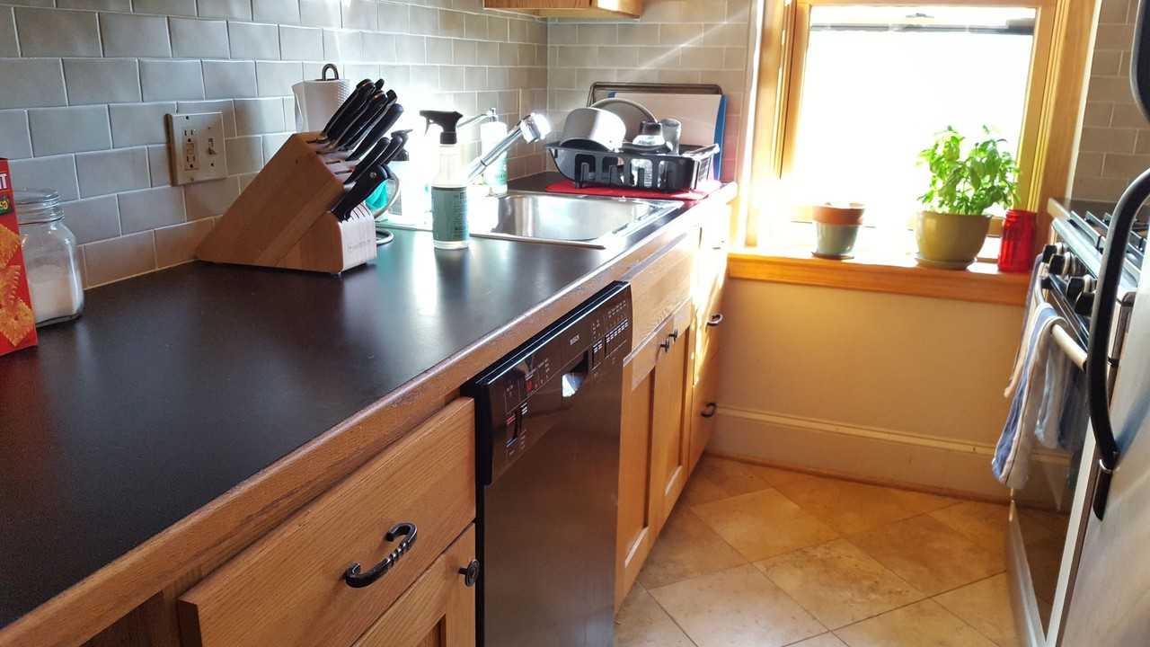 Amherst Woods Apartments - Photo 2 of 12