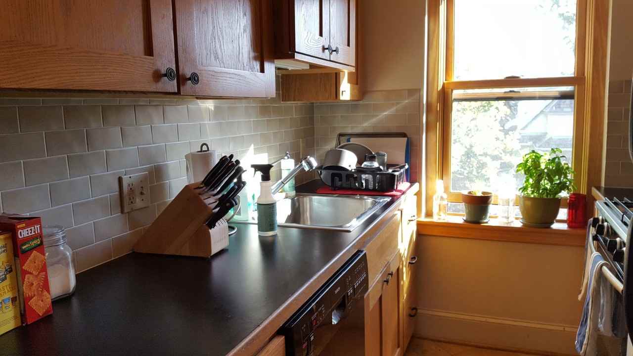 Amherst Woods Apartments - Photo 3 of 12