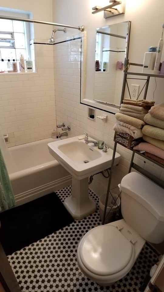 Amherst Woods Apartments - Photo 7 of 12