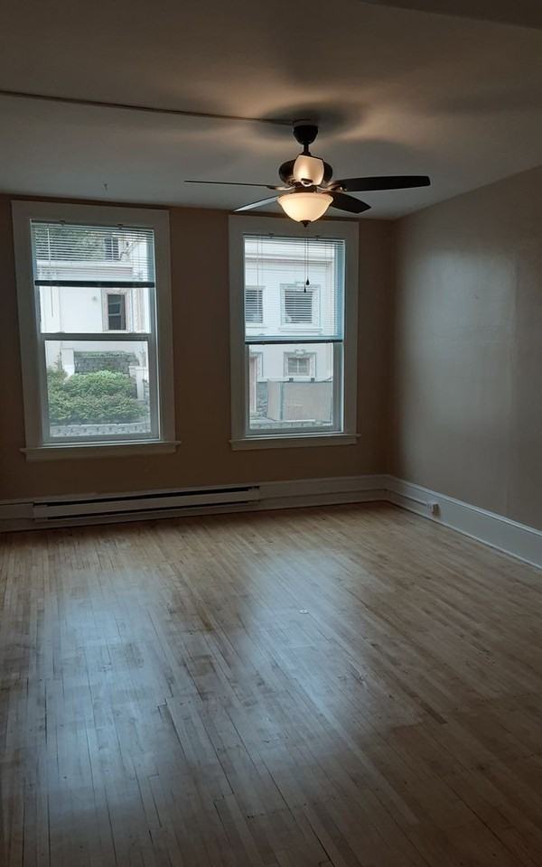 Altadena Apartment Community - Photo 7 of 9