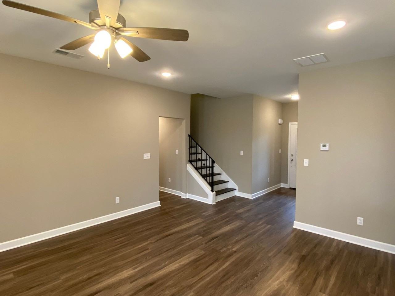 4935 Reunion Dr - Photo 7 of 18