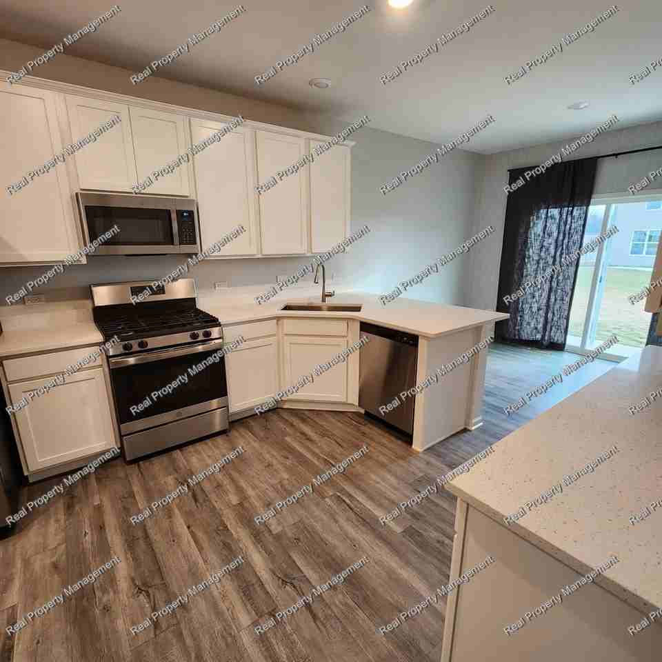 1915 E 110th Pl - Photo 6 of 20