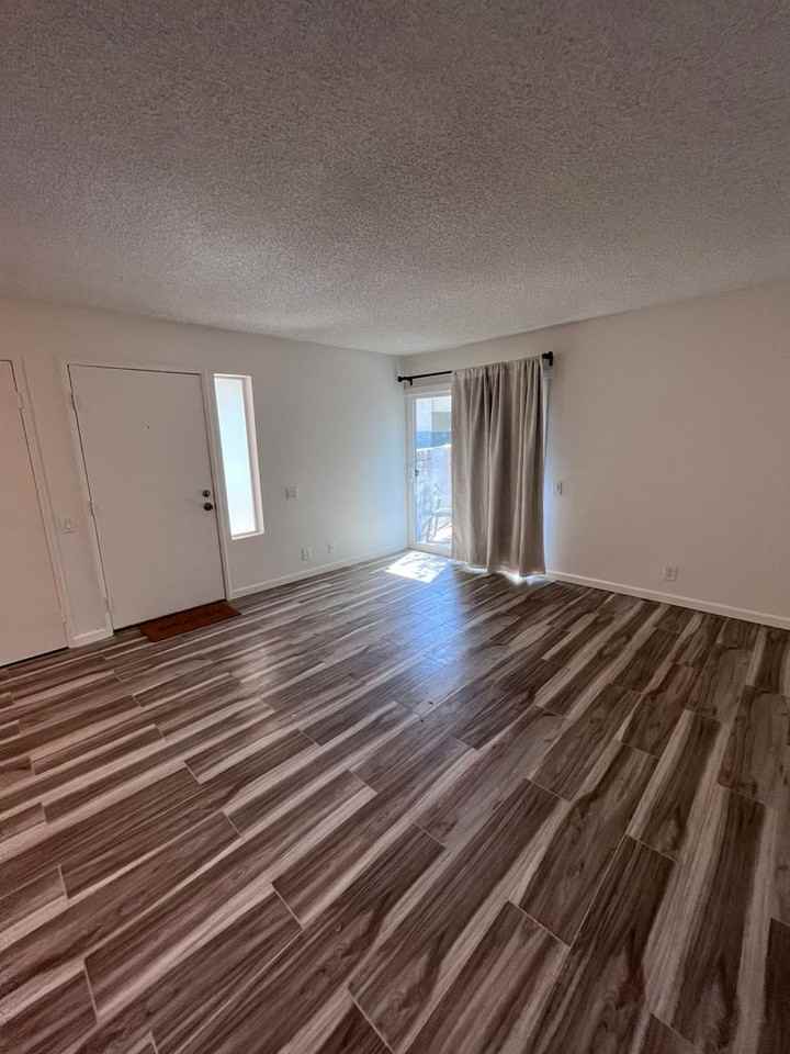 1426 Sunflower Cir N - Photo 7 of 11