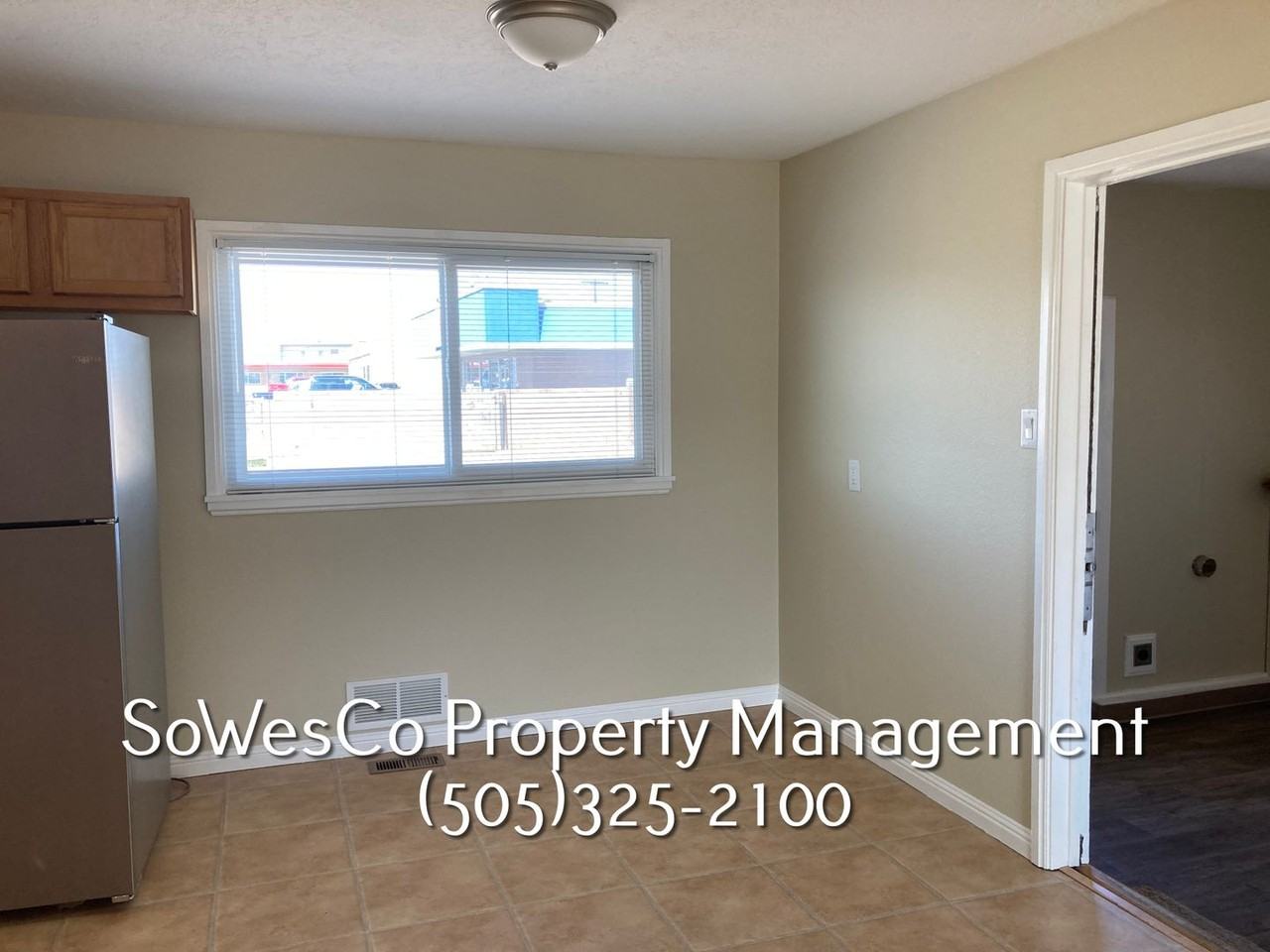 2001 N Mesa Verde Ave - Photo 4 of 14