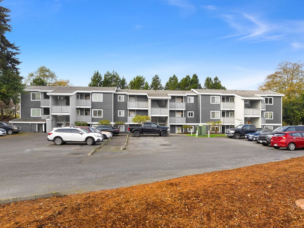 The Landing at North 26th - Photo 4 of 50