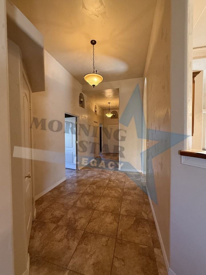 4648 Mesa Rico Dr - Photo 2 of 38