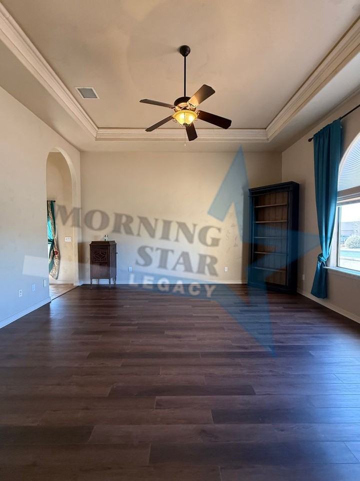 4648 Mesa Rico Dr - Photo 3 of 38