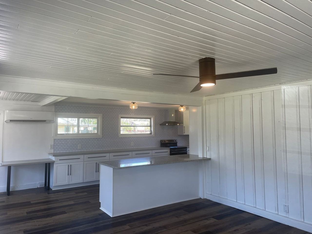 2208 N N St - Photo 3 of 18