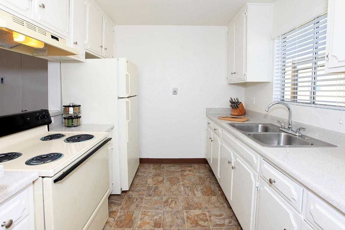 Sandalwood Apartments - Photo 6 of 50