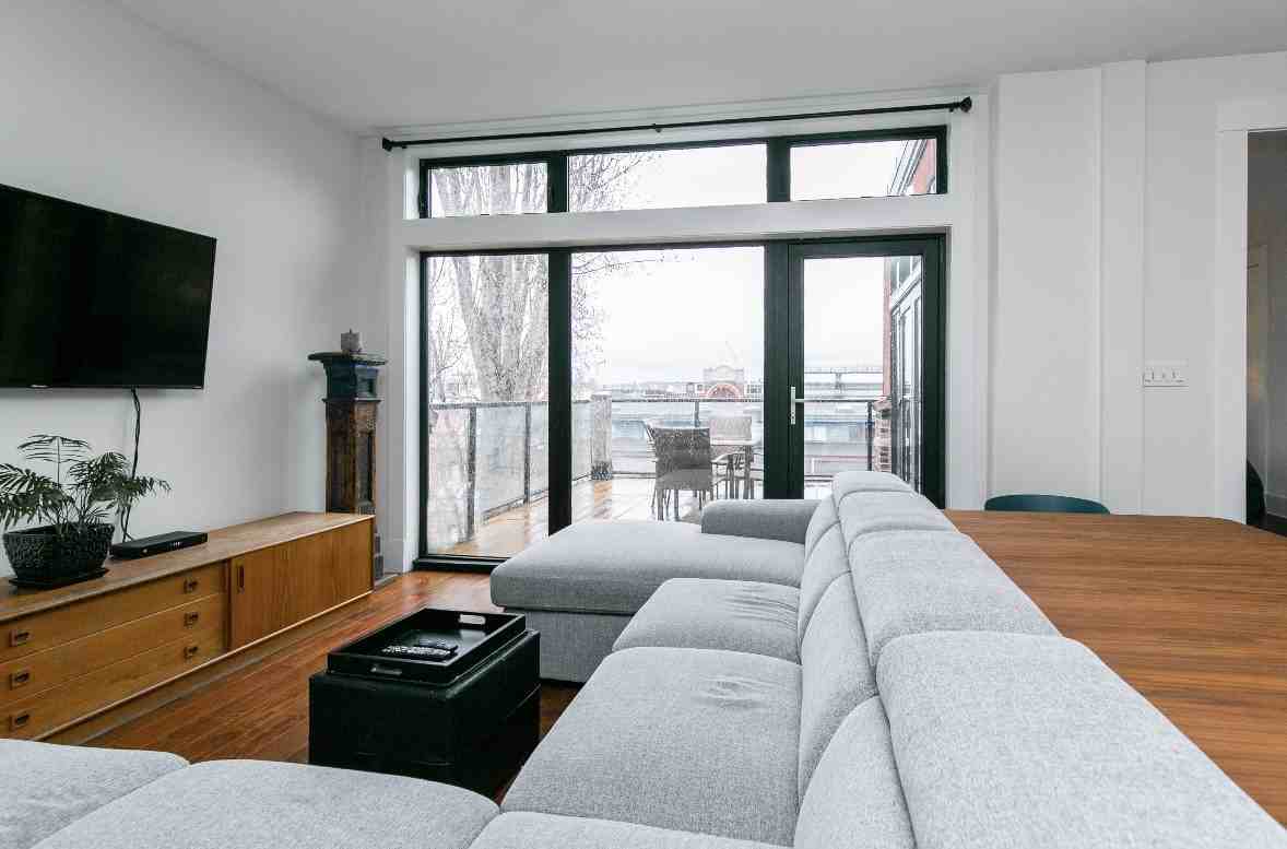 538 Yates St #401 - Photo 2 of 16