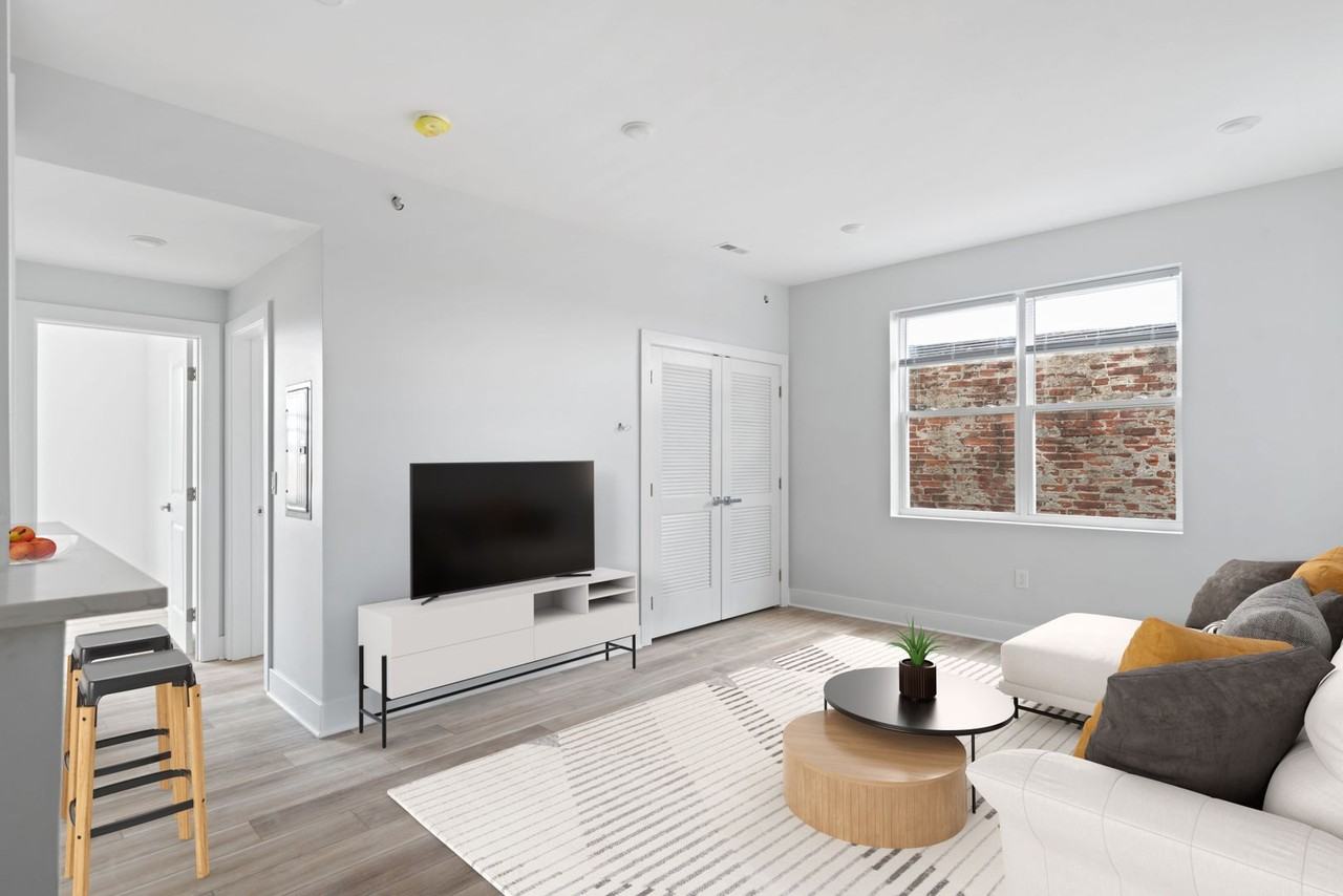 3935-3937 Lancaster - Photo 4 of 33