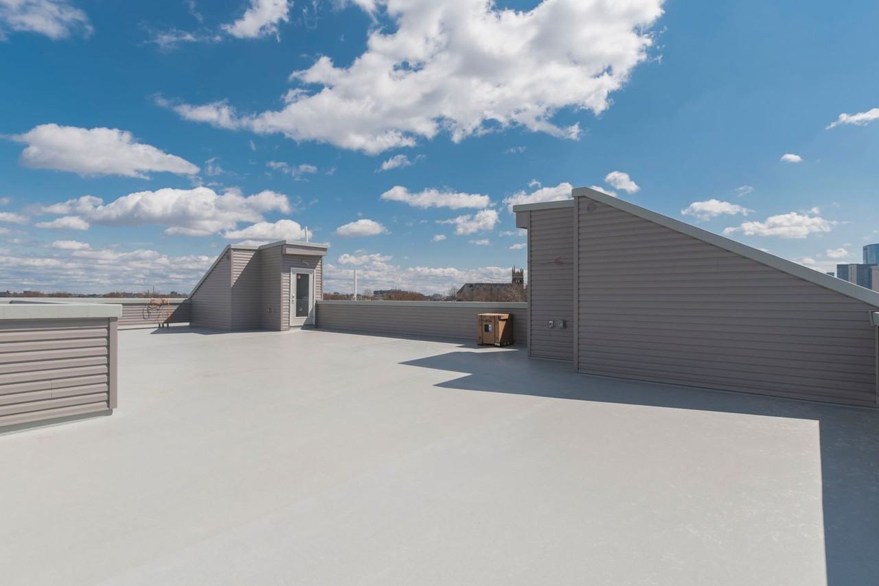 3935-3937 Lancaster - Photo 2 of 33