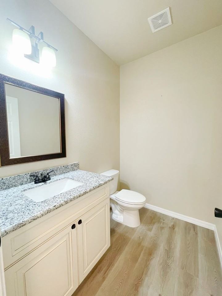 433 Venus Rd - Photo 5 of 11