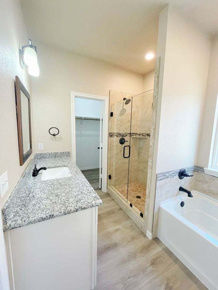 433 Venus Rd - Photo 6 of 11