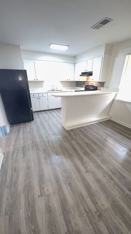 1209 Northview Dr - Photo 3 of 12