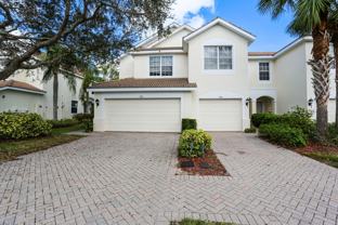 796 Hampton Cir - Photo 1 of 1