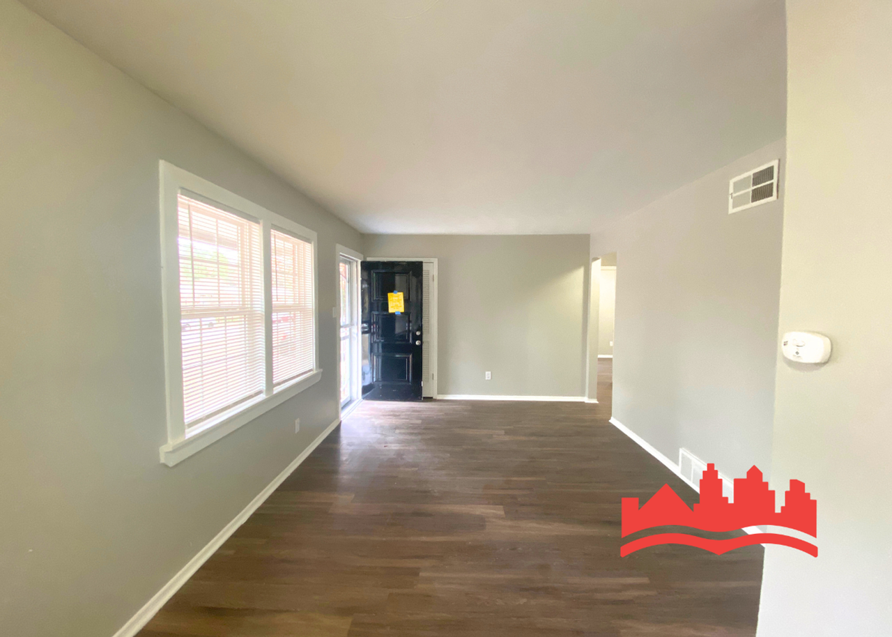 1523 Oberle Road - Photo 4 of 12