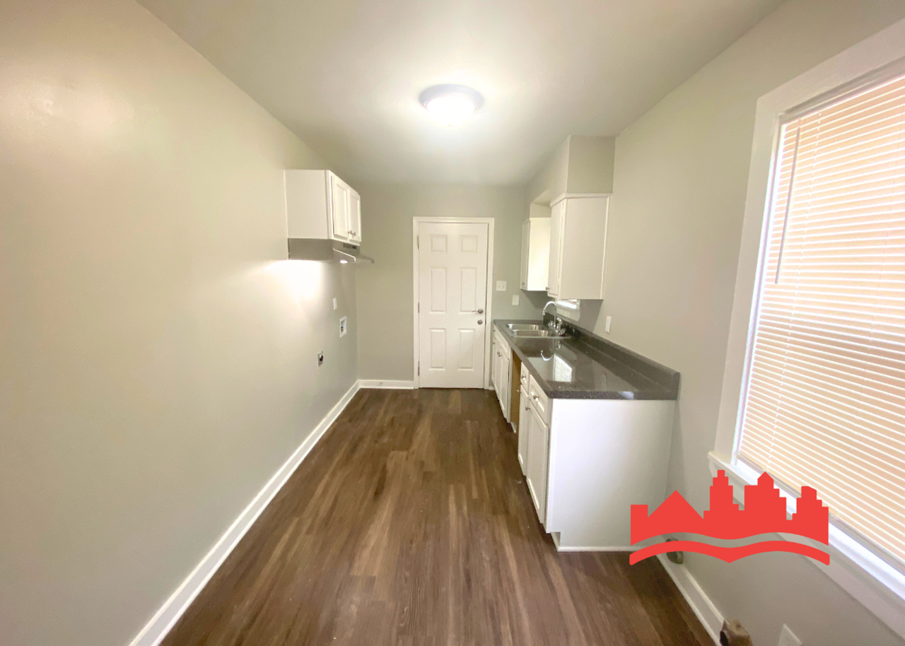 1523 Oberle Road - Photo 5 of 12