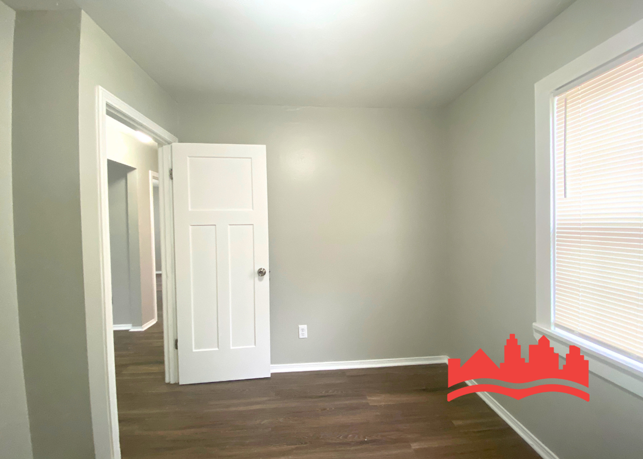 1523 Oberle Road - Photo 6 of 12