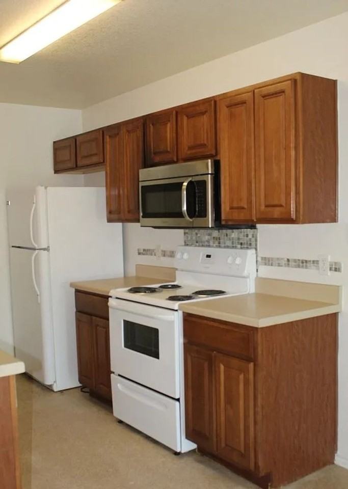 503 E Union - Photo 5 of 11