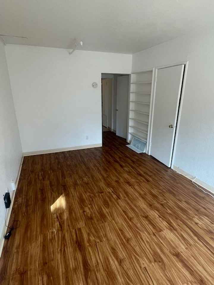 514-524 41st St - Photo 6 of 26