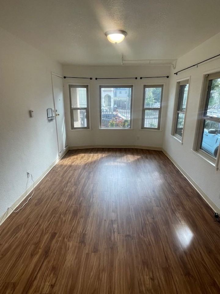 514-524 41st St - Photo 7 of 26