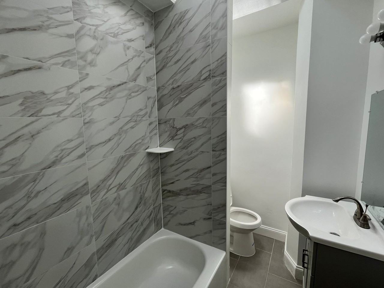 4624 Van Kirk St - Photo 4 of 29