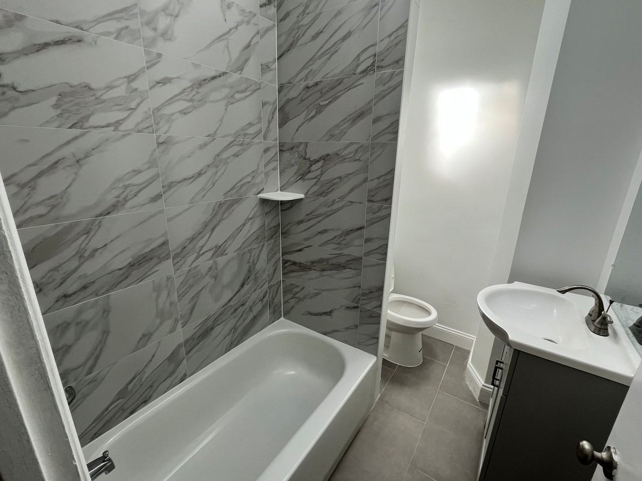 4624 Van Kirk St - Photo 6 of 29