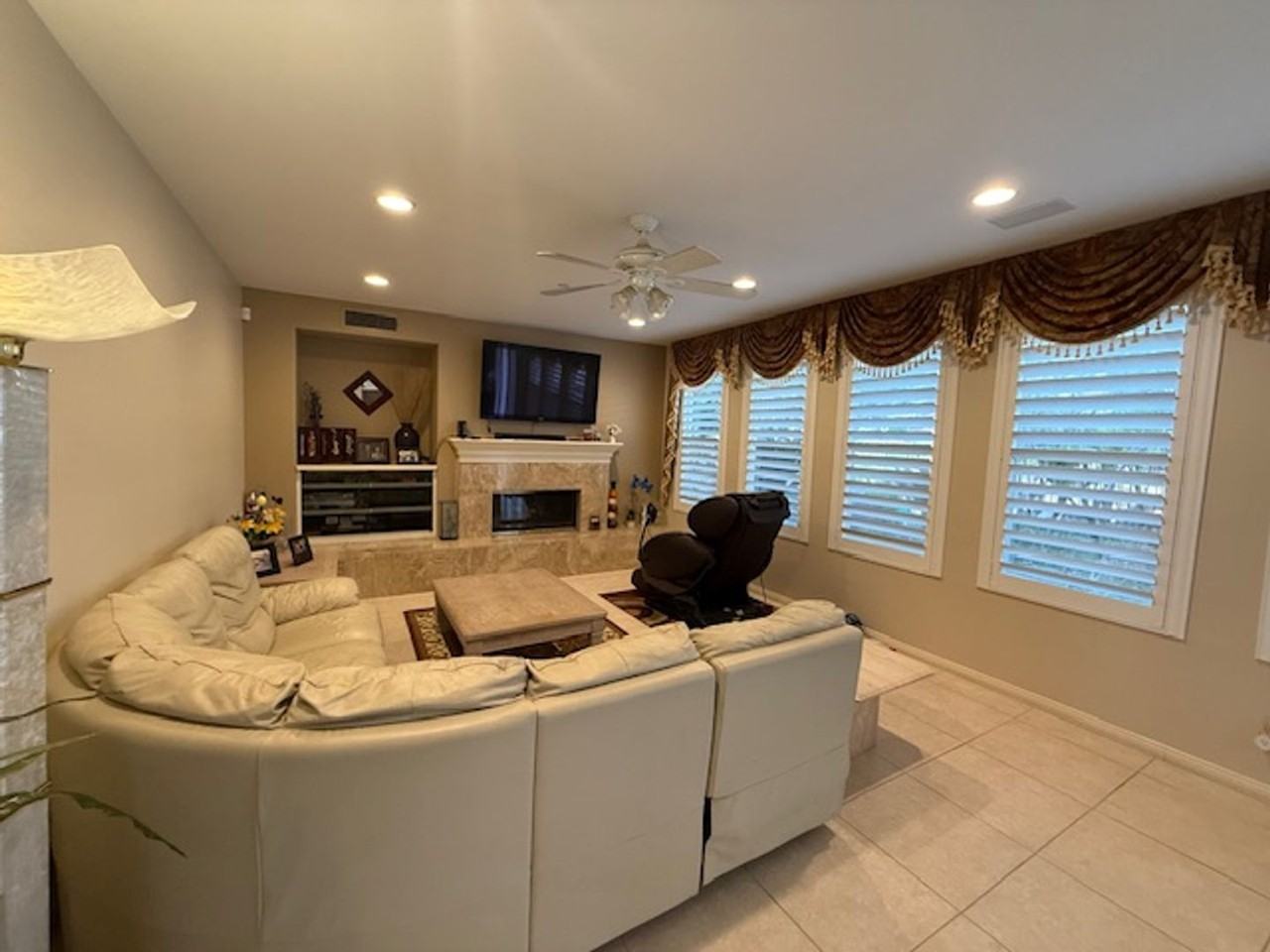 103 Via Sabinas - Photo 3 of 34