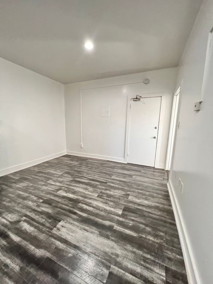 FF2N1, LLC - Photo 4 of 10