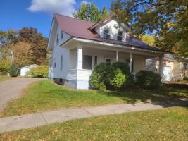 featured image of 713 1/2 13th Ave