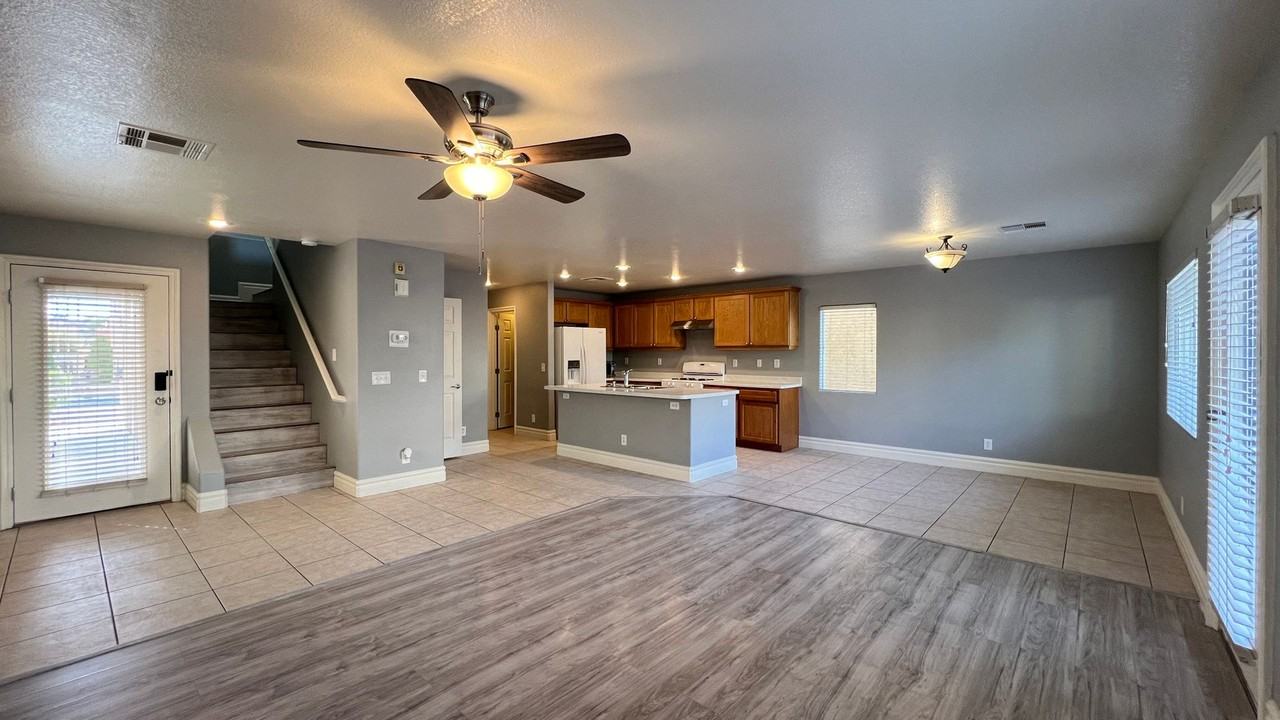 258 Rustic Club Way - Photo 4 of 23
