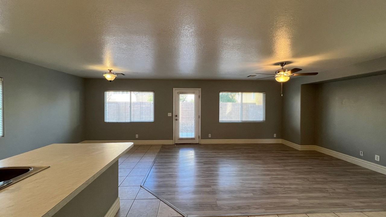 258 Rustic Club Way - Photo 6 of 23